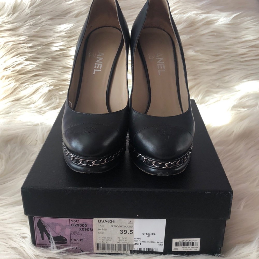 CHANEL PUMPS CALFSKIN BLACK SZ 39.5